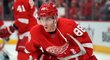 Americký útočník Patrick Kane při své premiéře za Detroit Red Wings