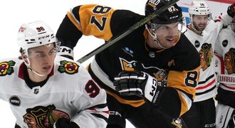 Mrázek ukradl Bedard show! Hvězdu v NHL vítal i sudí, Crosby ji školil Mrázek ukradl Bedard show! Hvězdu v NHL vítal i sudí, Crosby ji školil