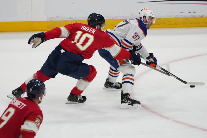 Revanš za finále. Oilers neměli slitování s oslabenou Floridou. Výhra v pravý čas Revanš za finále. Oilers neměli slitování s oslabenou Floridou. Výhra v pravý čas