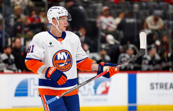 NHL ONLINE: Hertl u drtivé porážky Vegas. Palát čelí Floridě, hraje i Anaheim NHL ONLINE: Hertl u drtivé porážky Vegas. Palát čelí Floridě, hraje i Anaheim