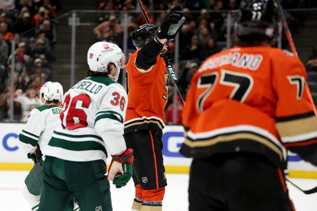 Anaheim sice nezvítězil, ale Pavol Regenda proti Wild zapsal svou první branku v NHL