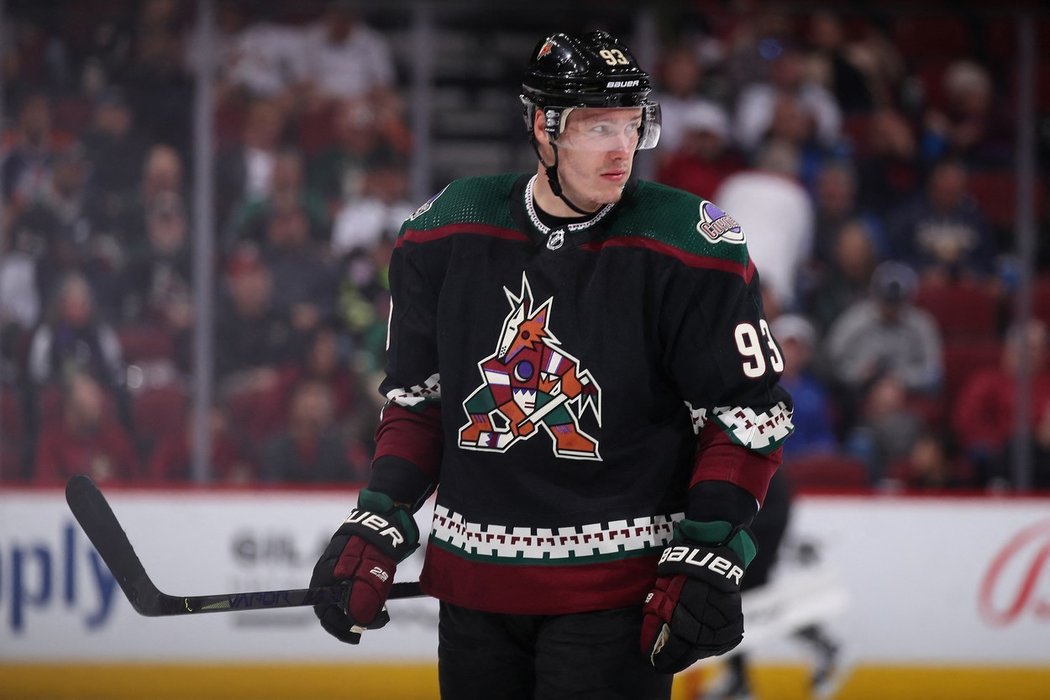 Dmitrij Jaškin v dresu Arizony Coyotes