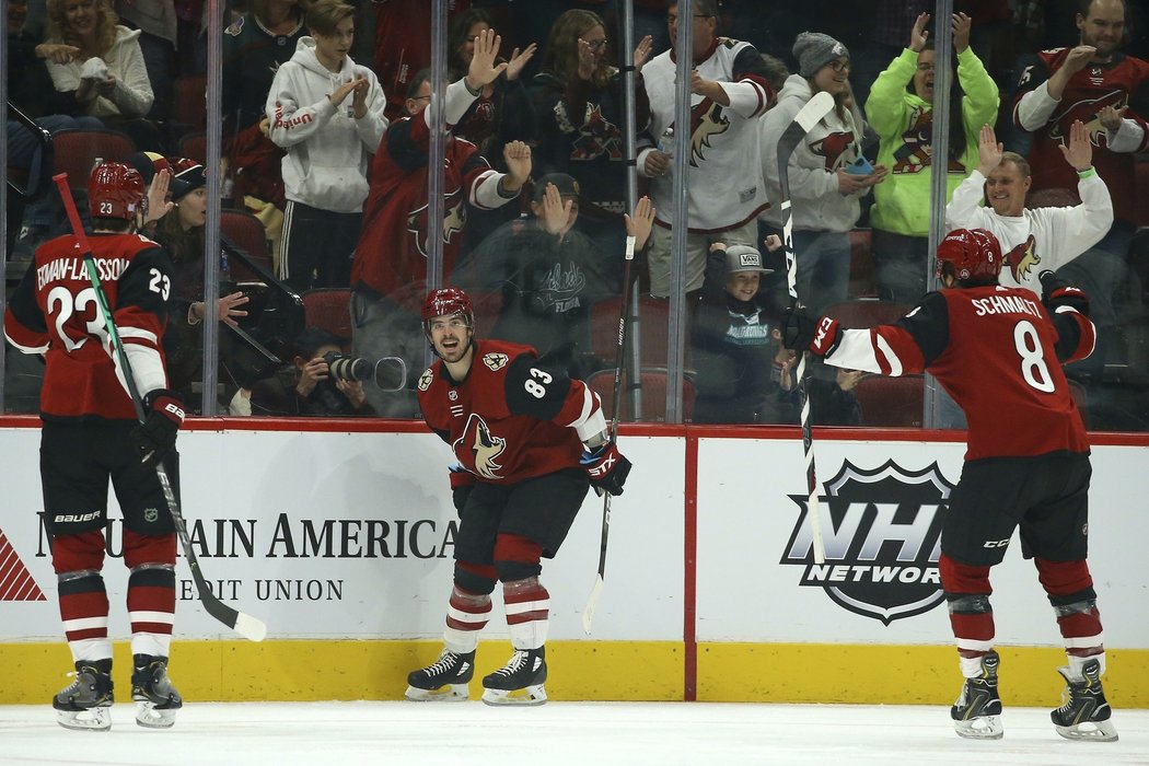 Conor Garland uspěl podesáté v sezoně a rozhodl utkání proti Kings