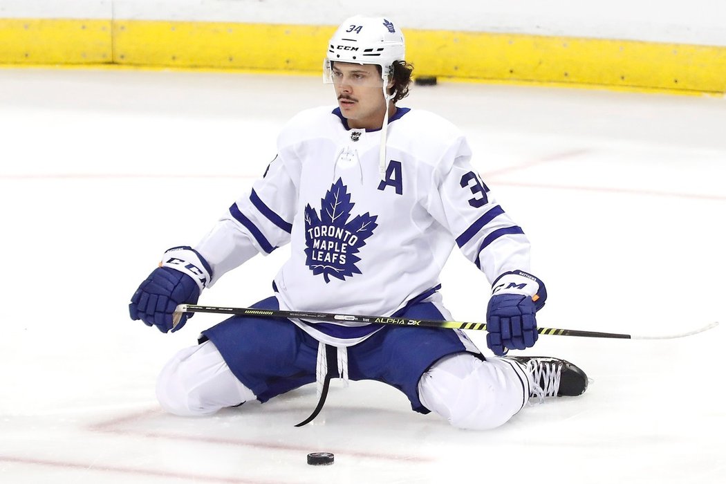 Ze zámoří přišla velice špatná zpráva. Podle informací Toronto Sun byl útočník Toronto Maple Leafs Auston Matthews pozitivně testován na COVID-19.