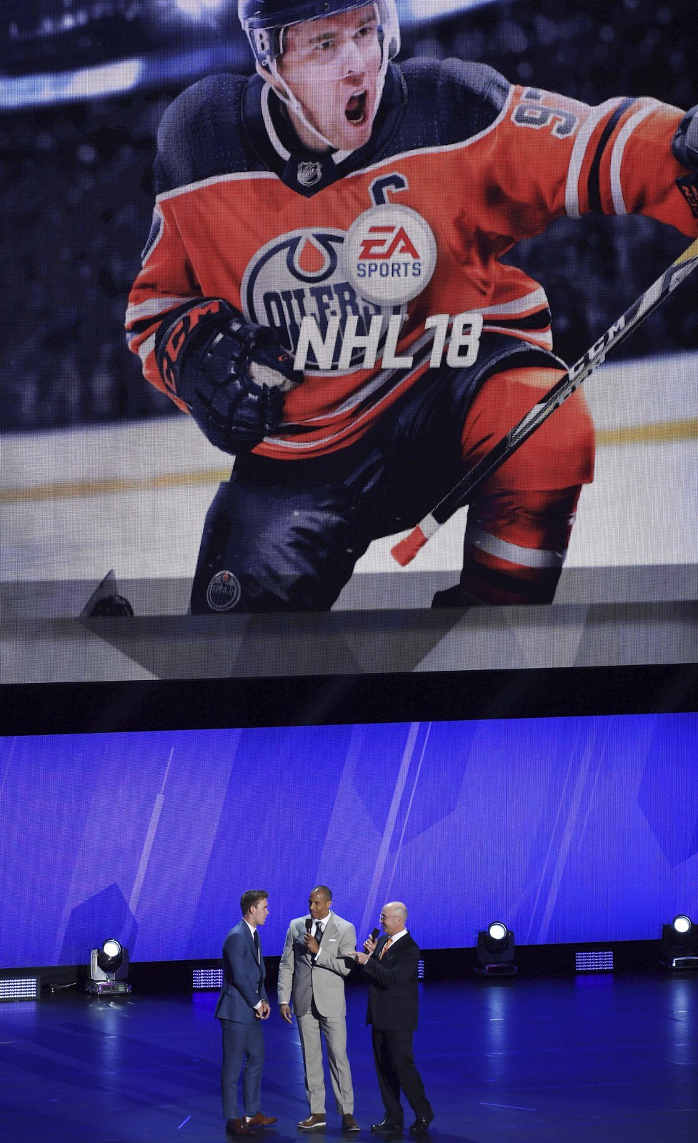 Na obálku počítačové hry NHL 18 byl zvolen Connor McDavid