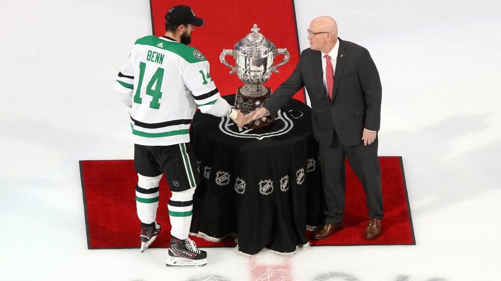 Zástupce komisionáře NHL Bill Daly v pátek potvrdil, že cílem vedení ligy je odstartovat novou sezonu 1. ledna.