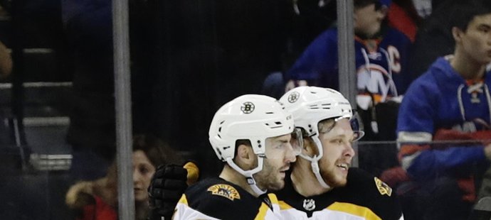 Bruins jedou na vítězné vlně a pomáhá i David Pastrňák