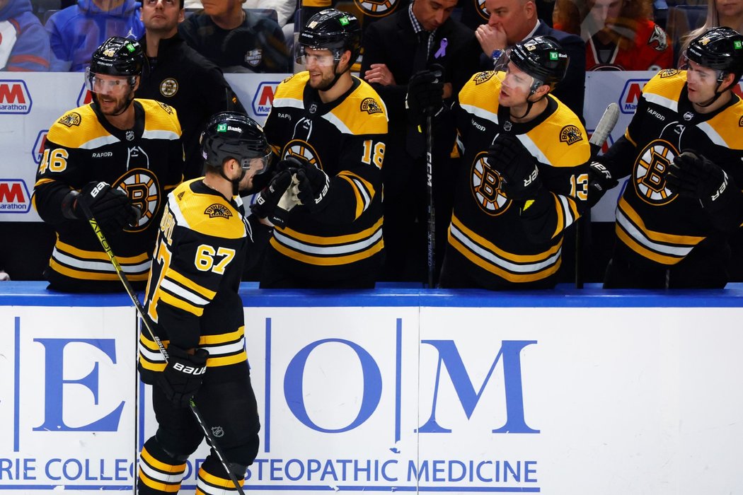 Jakub Zbořil dal první gól v NHL, ten znamenal výhru nad Buffalem