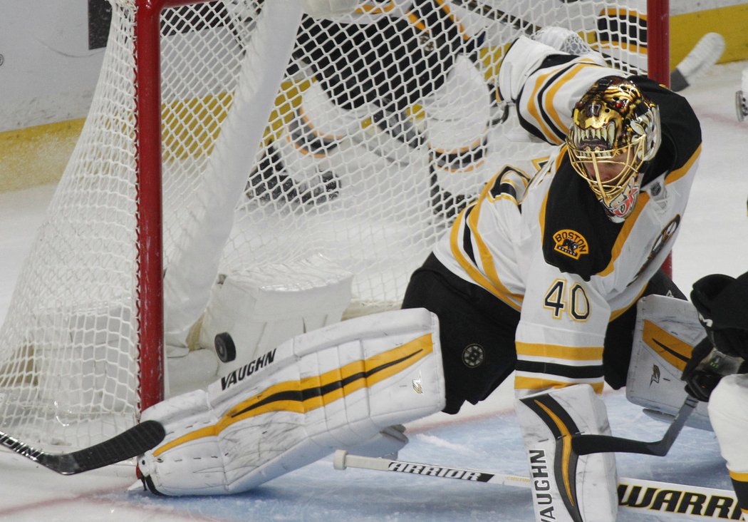 Tuukka Rask předvedl proti Sabres několik klíčových zákroků