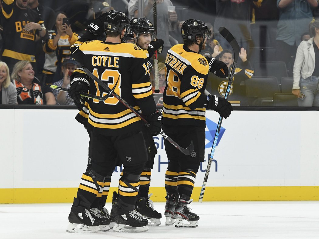 Jake DeBrusk rozhodl prodloužení proti Philadelphii