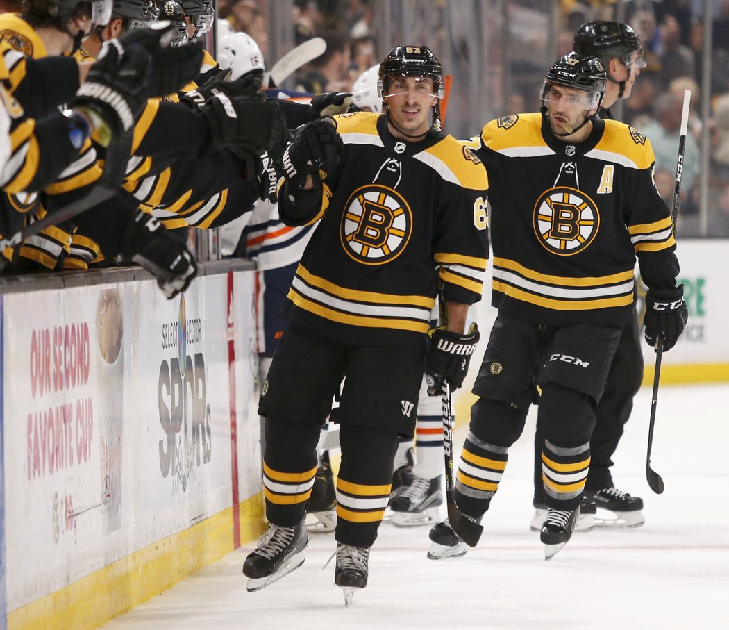 Boston porazil Edmonton i díky krásné brance Davida Pastrňáka přesvědčivě 4:1.