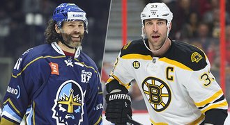 NEJstarší v NHL. Máš štěstí, že jsem v Kladně, vtipkoval Jágr s Chárou