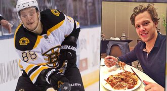 Pasta k sežrání! Český talent v den těstovin vládne střelcům NHL