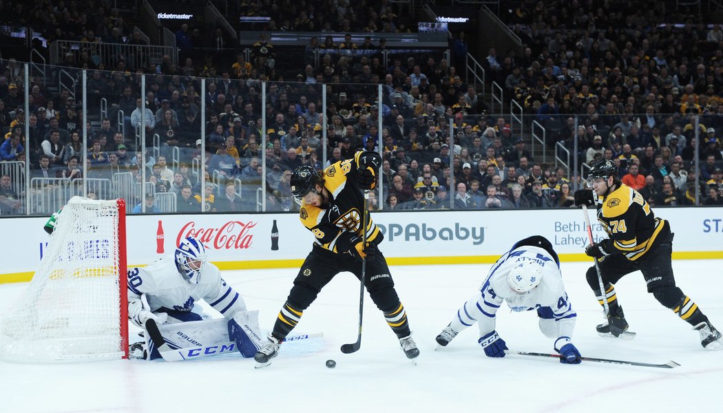 David Pastrňák předvedl proti Leafs slušnou parádičku