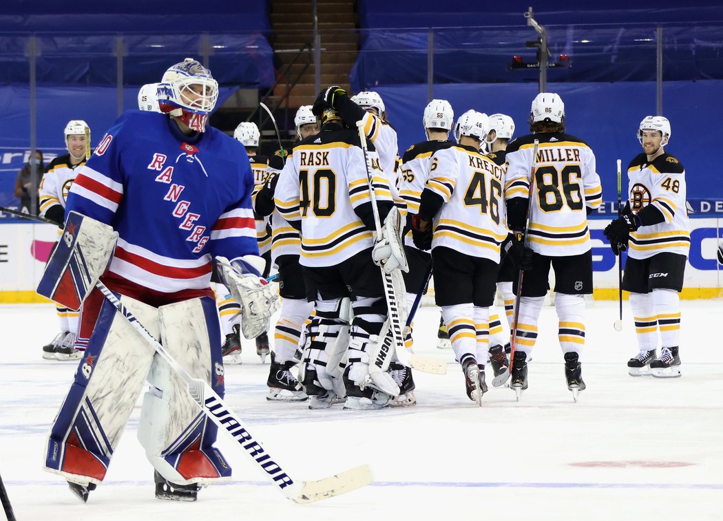 Boston Bruins přetlačili NY Rangers, Češi tentokrát nebodovali