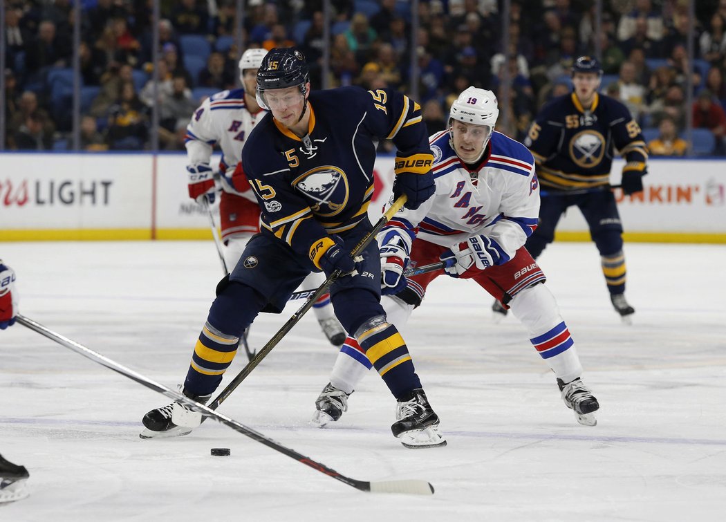 Jack Eichel těsně prišel o 2 miliony dolarů