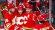 Hokejisté Calgary rozdrtili v prvním utkání série play off NHL velkého rivala z Edmontonu
