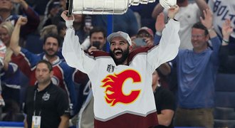 Kadri na radaru. S Flames chce další Stanley Cup, klub o něj dlouho stál