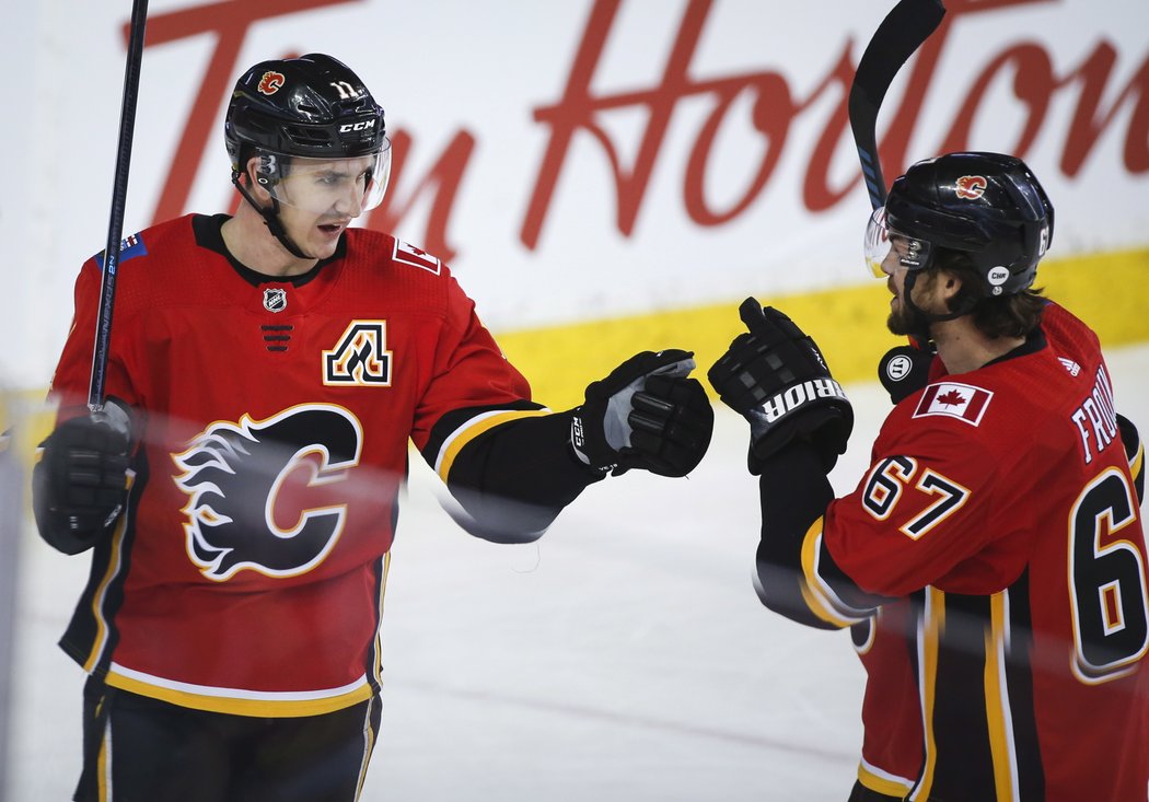 Mikael Backlund dal proti San Jose dva góly, na oba mu nahrál Michael Frolík