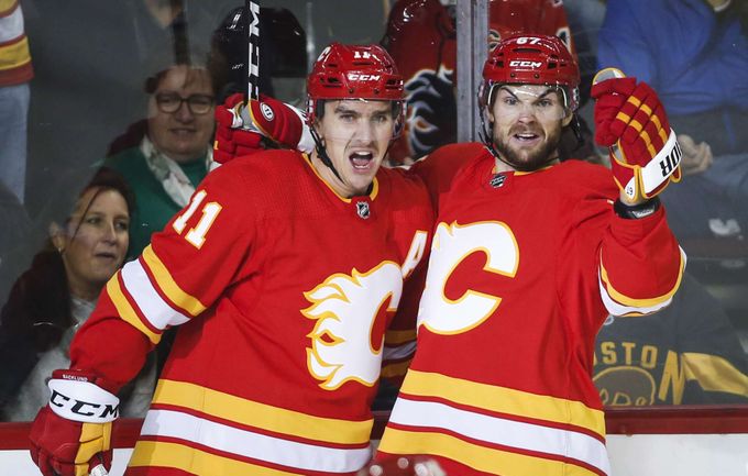 Cenný skalp. Frolík dal v Torontu gól a Calgary zastavilo šňůru porážek Cenný skalp. Frolík dal v Torontu gól a Calgary zastavilo šňůru porážek
