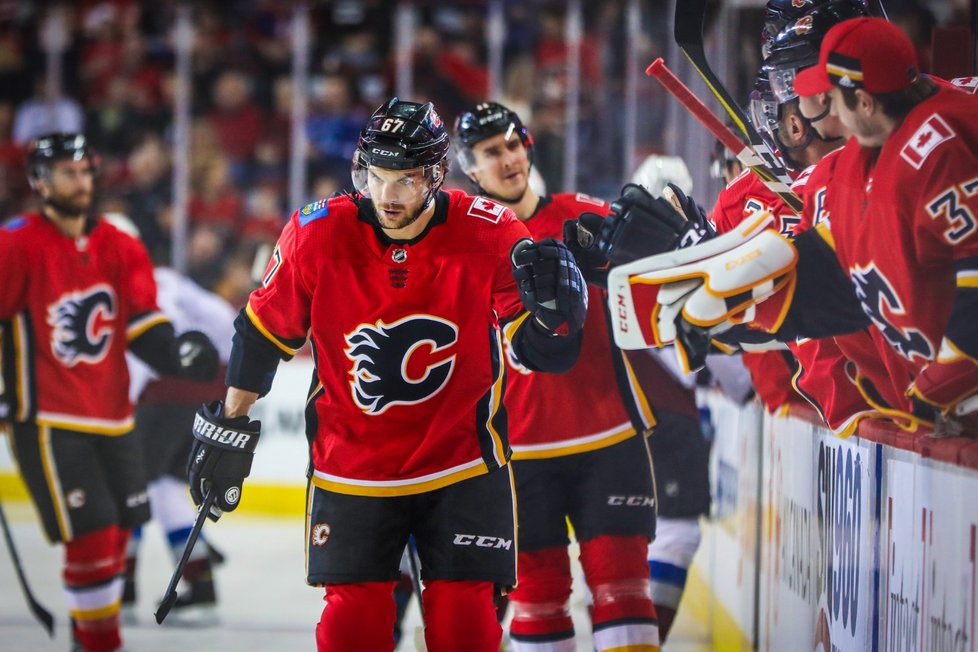 Michael Frolík nastartoval Calgary gólem v 18. vteřině zápasu