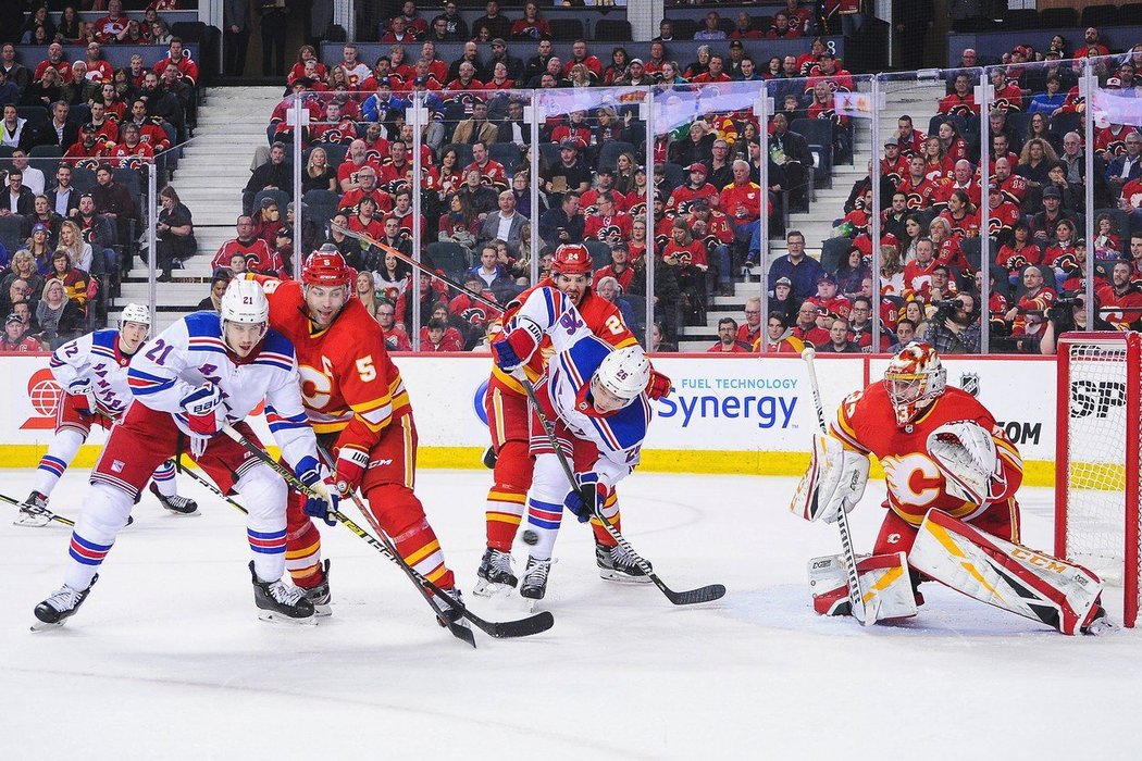 David Rittich nestačil jen na dělovku Neala Pionka, který vyrovnal ve 12. minutě na 1:1.