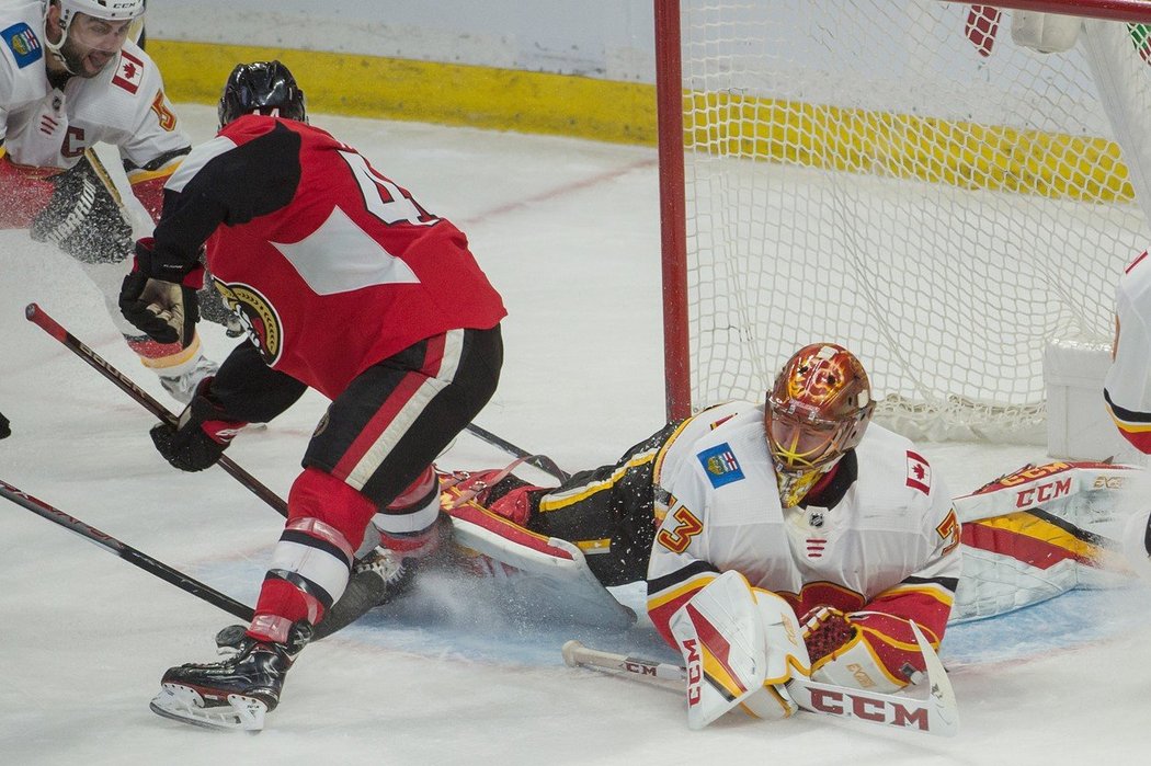 David Rittich předvedl proti Senators několik těžkých zákroků.