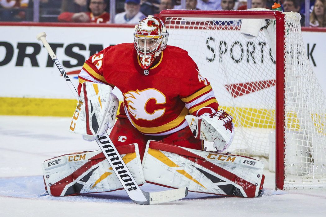 David Rittich nezabránil 26 úspěšnými zákroky domácí porážce hokejistů Calgary v pondělním utkání NHL s Torontem 2:6.