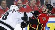 Matthew Tkachuk a Drew Doughty spolu svádí ostré souboje už dva roky