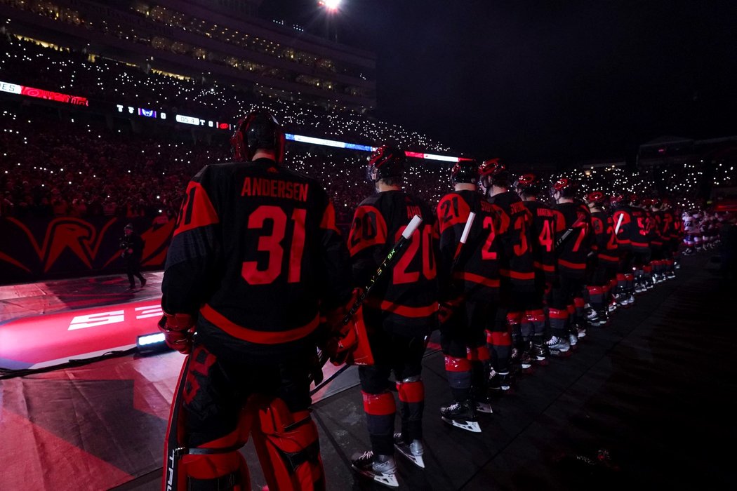 Carolina ovládl Winter Classic proti Washingtonu