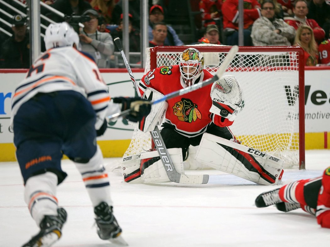 Chicago slaví výhru nad Edmontonem, David Kämpf a Jan Rutta přispěli jednou přihrávkou!