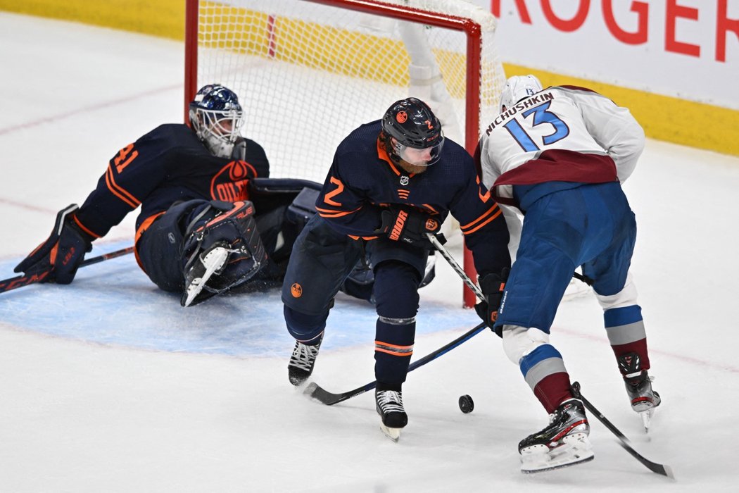 Obránce Duncan Keith uměl hrát dopředu i dozadu, závěr kariéry strávil v Edmontonu