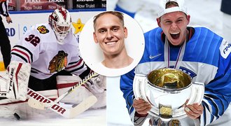 Příběh nováčka v NHL: vychytal zlato na MS a spustil čtenářskou horečku