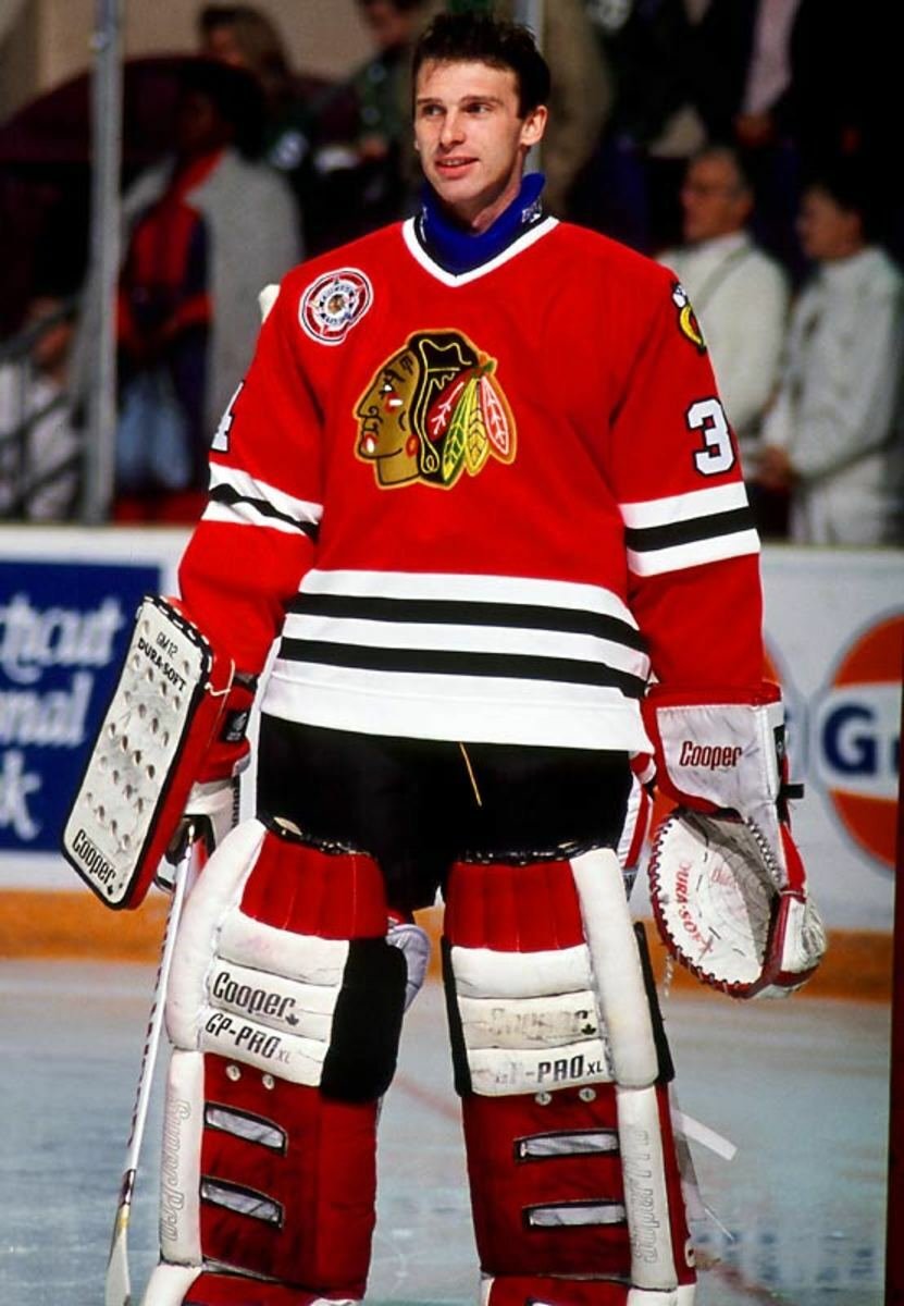 Byť byl Dominik Hašek draftován Chicagem už v roce 1983, teprve po pádu komunismu mohl startovat v NHL