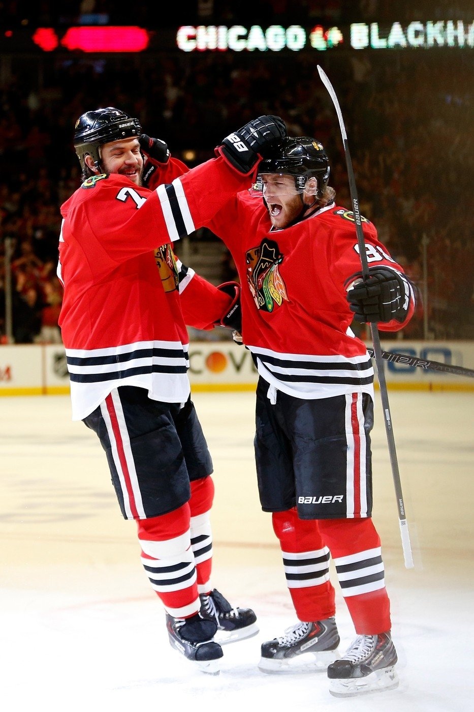 Hvězda Chicaga Blackhawks Patrick Kane míří k Rangers