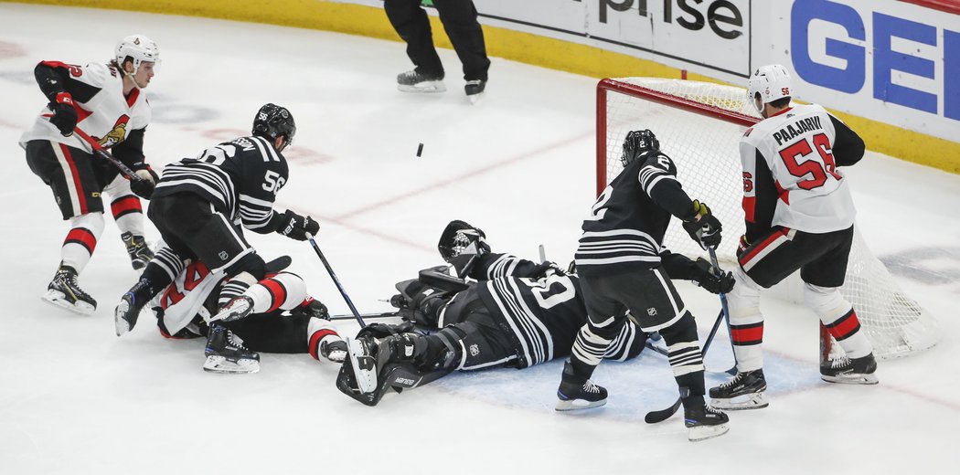 Nevídanou přestřelku sledovali diváci v Chicagu, které udolalo Ottawu 8:7.