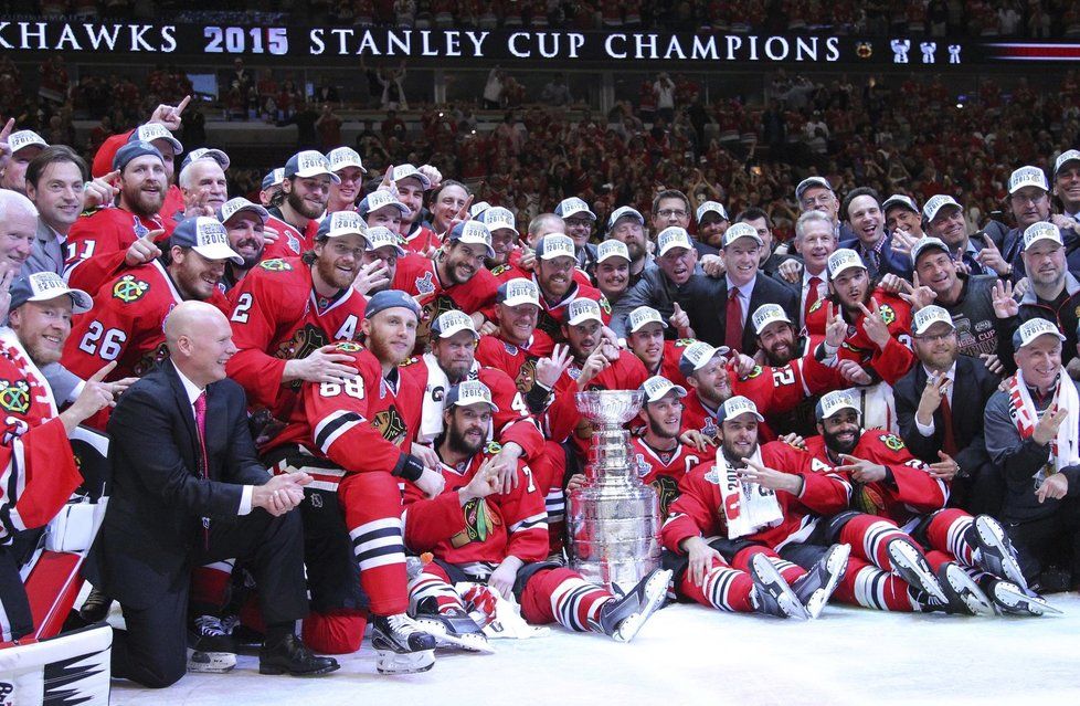 Vítězové Stanley Cupu pro rok 2015.