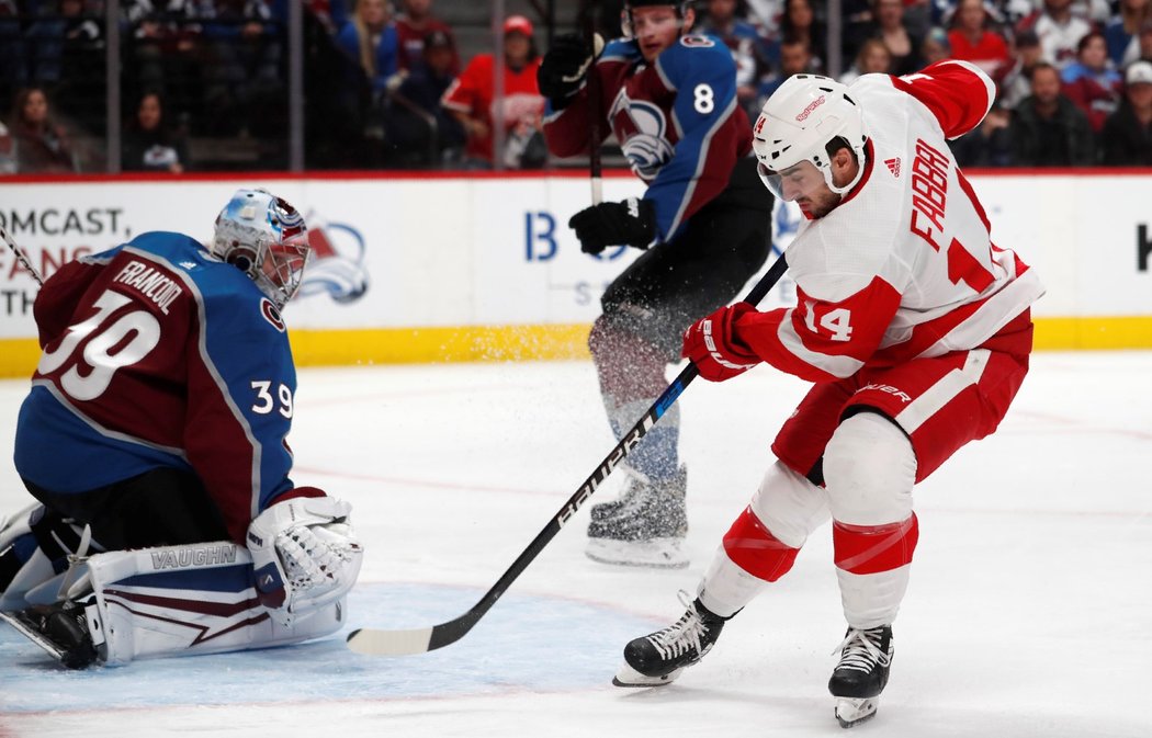 Pavel Francouz vychytal Coloradu výhru nad Detroitem 6:3, když kryl 22 střel Red Wings