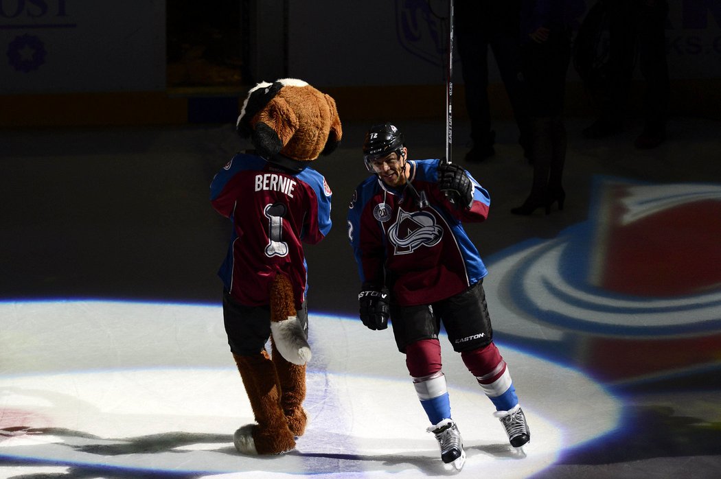 Jarome Iginla první hvězdou utkání proti Calgary.