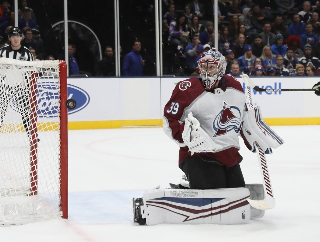 Pavel Francouz chytil Islanders 32 puků z 33.