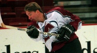 Hvězda Kurri o Gretzkym či Pouzarovi: Chci hokej bez pastí. Zastal se Česka