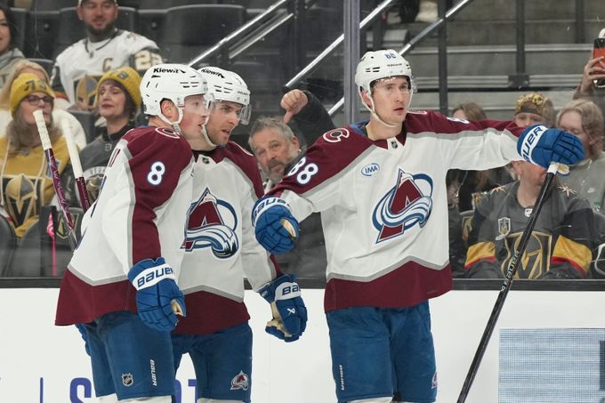 Gól, padesátý bod sezony a třetí hvězda utkání. Nečas pomohl k výhře nad Kings Gól, padesátý bod sezony a třetí hvězda utkání. Nečas pomohl k výhře nad Kings