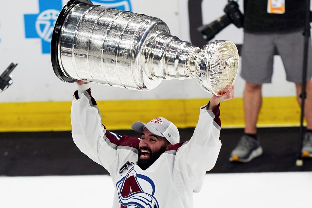 Hokejisté Colorada slaví zisk Stanley Cupu