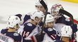 Nováček Matiss Kivlenieks pochytal při premiéře v NHL 31 střel a slavil výhru nad Rangers