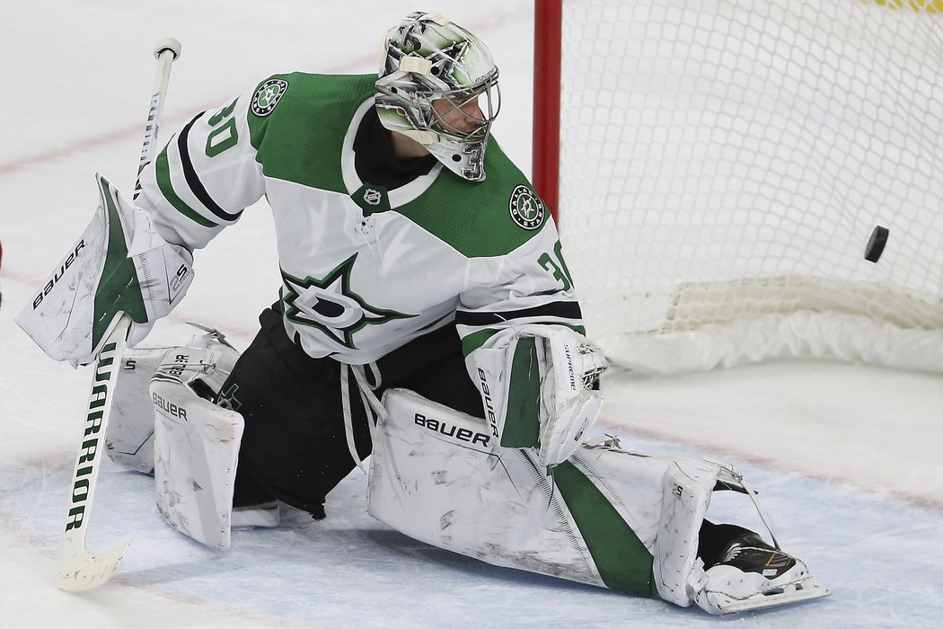 Ben Bishop z Dallasu inkasoval třikrát ze čtyř nájezdů proti Minnesotě