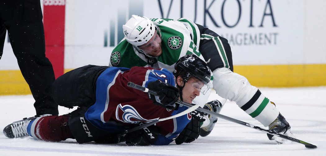 Radek Faksa bodoval v nedělním utkání NHL počtvrté v řadě