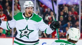 Faksa dře s Dudou i Erbanovou: Chci se v NHL udržet. Každý metr dělá hodně