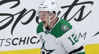 Faksa bodoval počtvrté v řadě, Winnipeg dál řádí a už je nejlepší v NHL