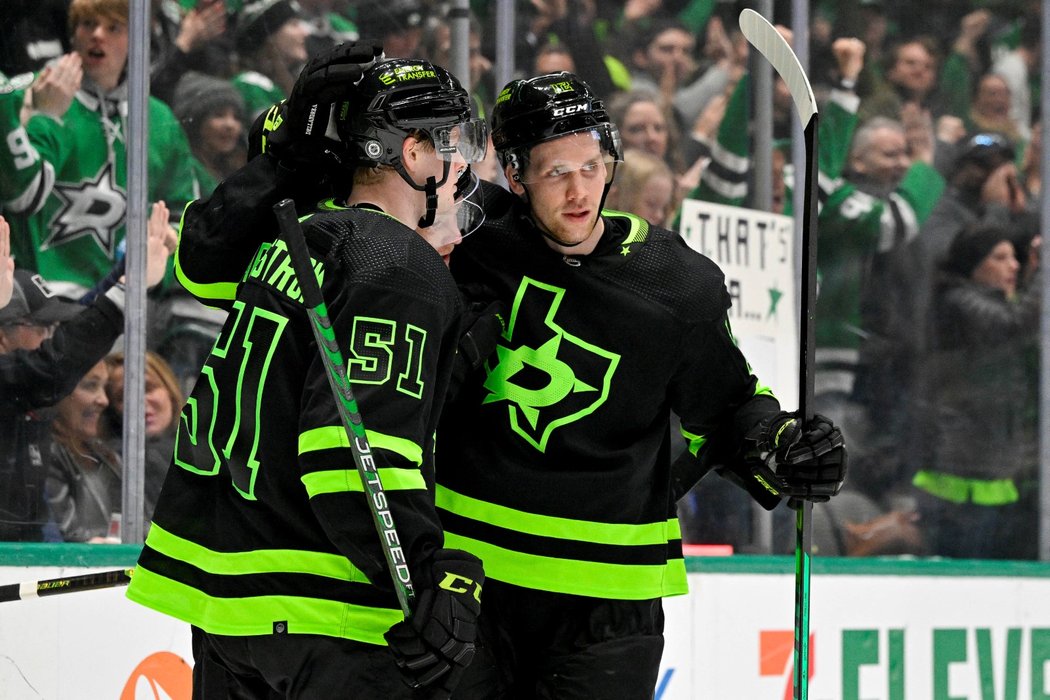 Čech Radek Faksa nastupuje za Dallas