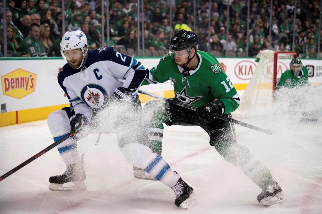 Radek Faksa si připsal asistenci, ale jeho Dallas doma padl s Winnipegem 3:5